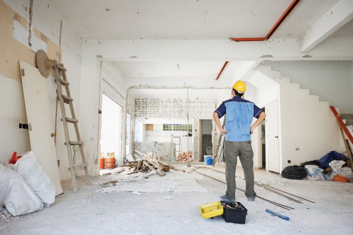 Rénovation-d’une-grande-maison-1200x799