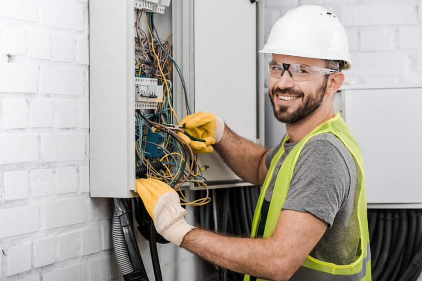 Les étapes clés dans la modernisation de l’installation électrique